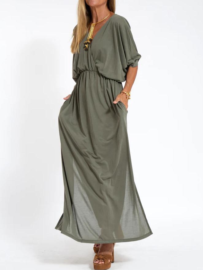 EL VESTIDO VENISE CON CUELLO EN V Y BOLSILLO