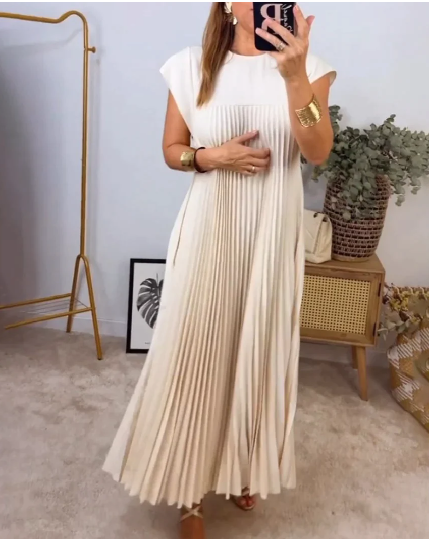 EL VESTIDO PLISADO NOVA